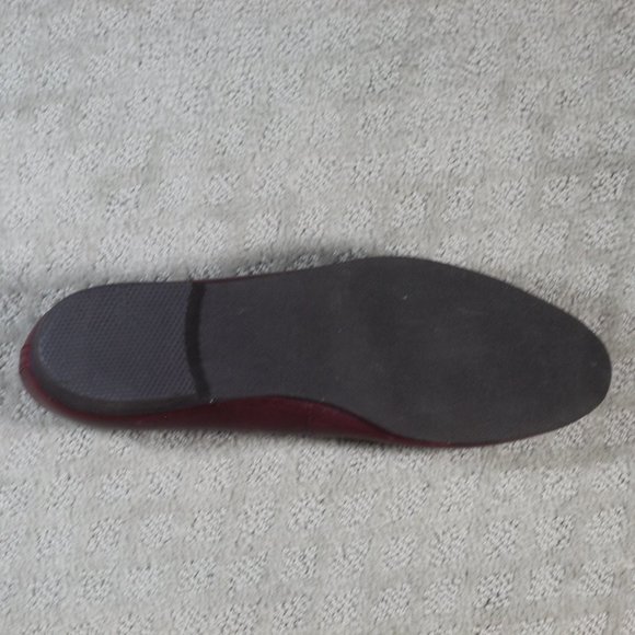 NWOT Jordache Size 8.5M Maroon Tassel Flats - Picture 6 of 6